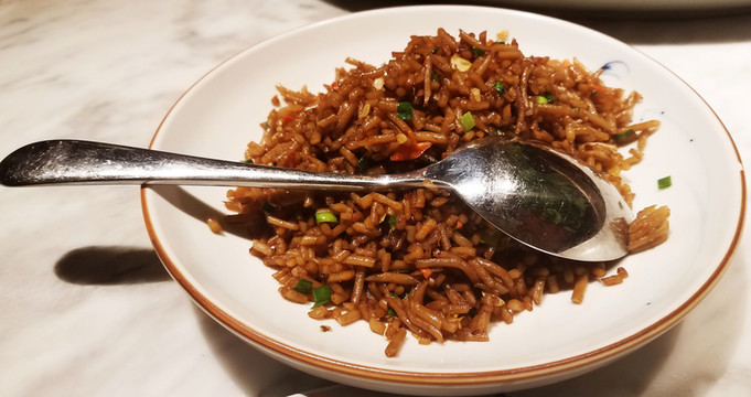 醬油炒飯