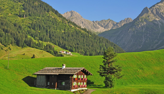 田園詩般的kleinwalsertal