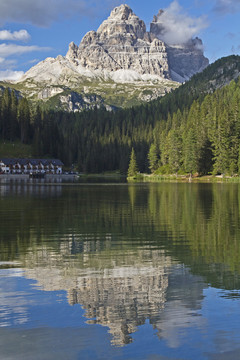 三峰