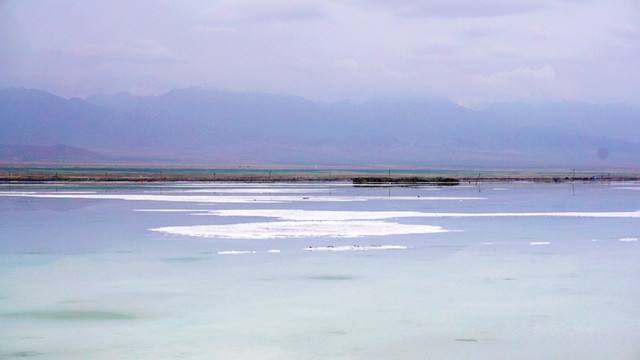 茶卡鹽湖風(fēng)景