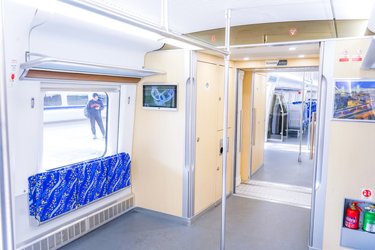 高鐵車廂 CRH6A