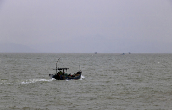 捕魚(yú)船 漁船