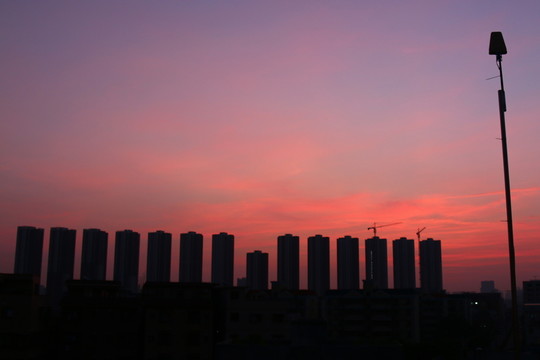 朝霞