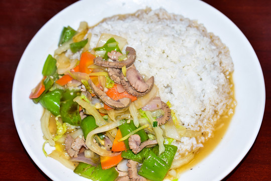 蓋澆飯 爆炒豬腰 蓋飯 套餐