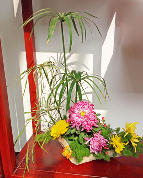 插花藝術(shù)臺(tái)擺裝飾