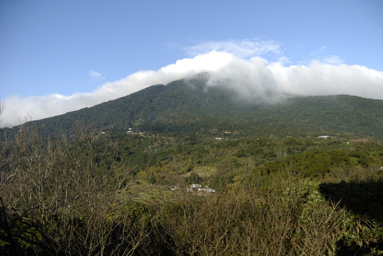 在陽明山國家公園的赤峰山