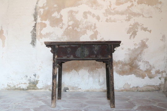復(fù)古桌子歷史