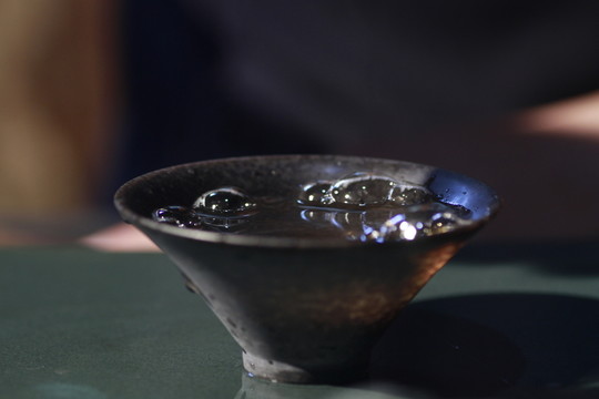冰磧巖茶杯