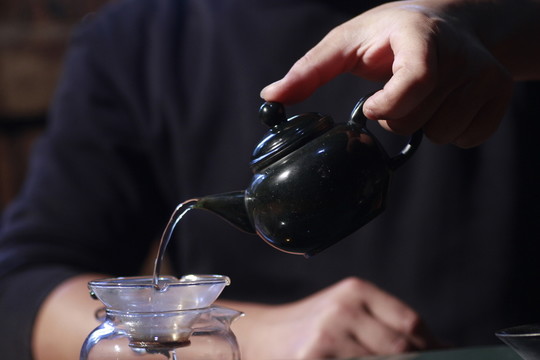 冰磧巖茶壺