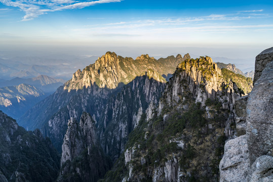 山峰山巒