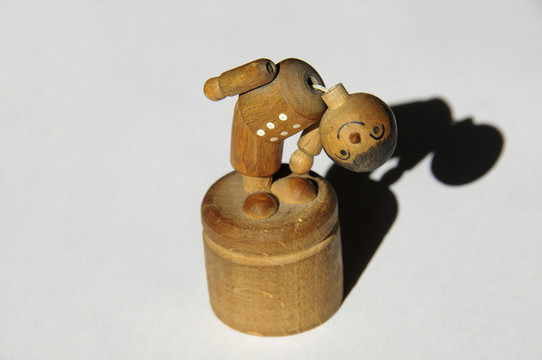舊玩具，drueckfigur