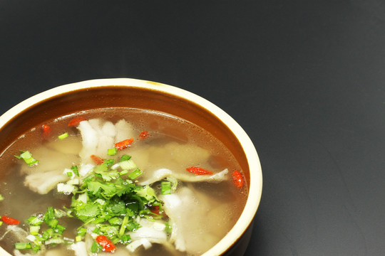 羊肉 羊湯 枸杞 養(yǎng)身 補(bǔ)氣血