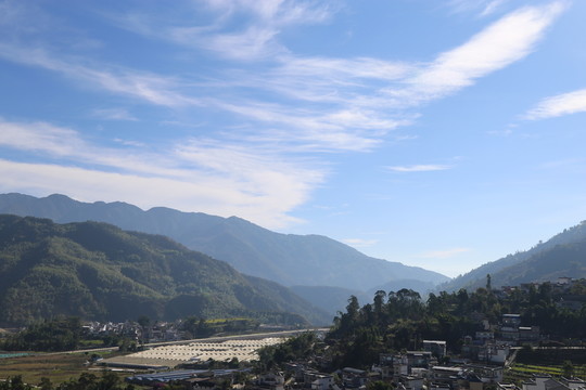藍(lán)天白云 小鎮(zhèn) 藍(lán)天 白云 村