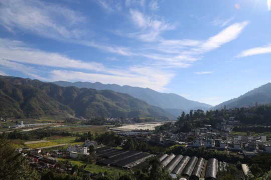 藍(lán)天白云 小鎮(zhèn) 藍(lán)天 白云 村