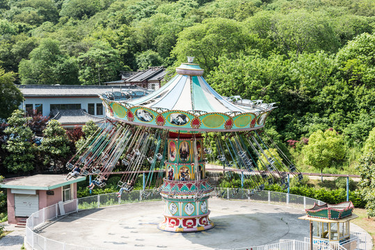 搖頭飛椅