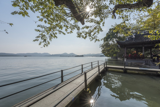 杭州西湖平湖秋月
