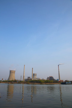 電廠