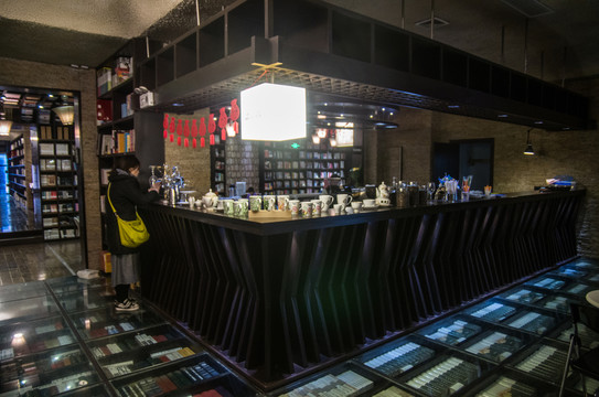咖啡店吧臺(tái)