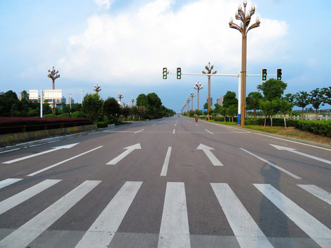 交通道路 道路標(biāo)識(shí)