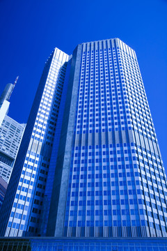 建造