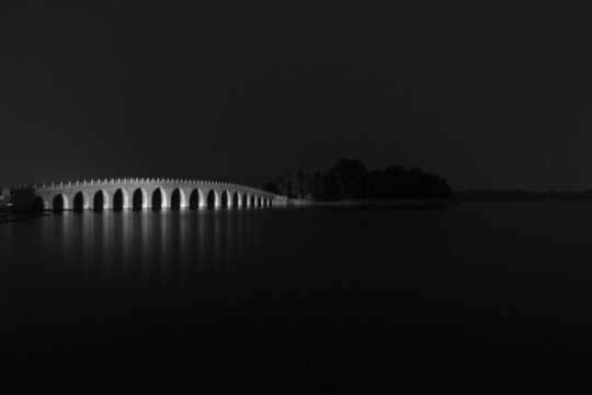 頤和園 十七孔橋 黑白照