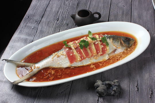 蒸鰣魚