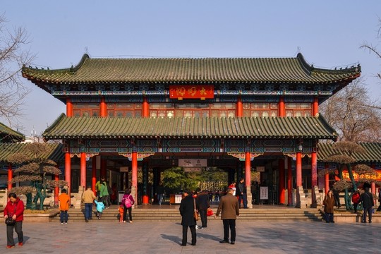 大明湖 西門