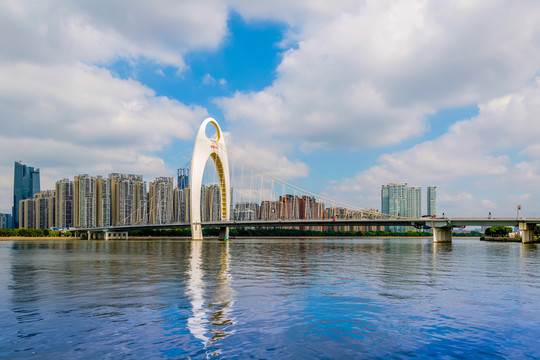 廣州獵德大橋