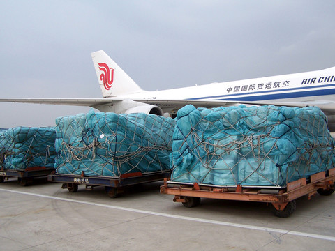國(guó)航 貨機(jī) 空運(yùn) 抗震物資