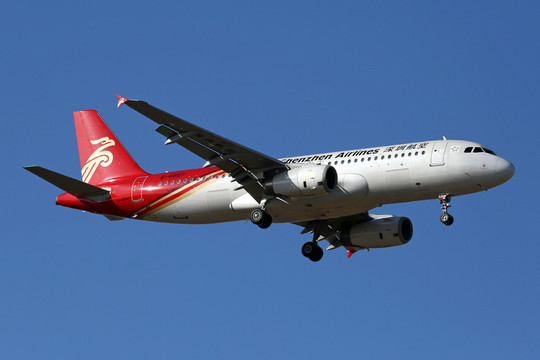 飛機 降落 深圳航空