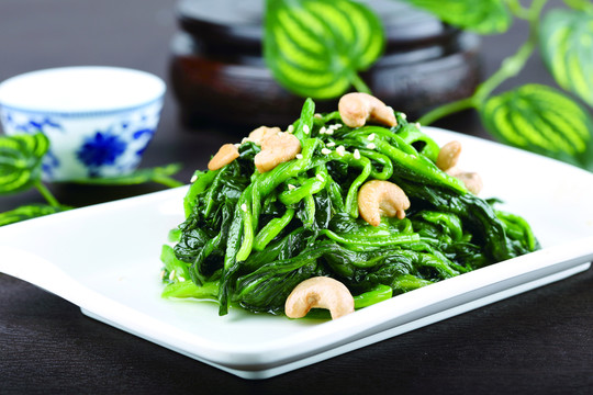 果仁菠菜