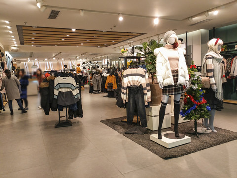 服飾女裝店