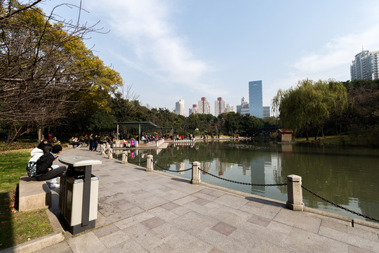 公園