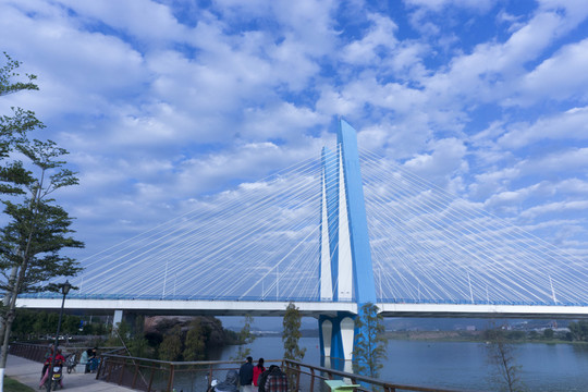 河源迎客大橋