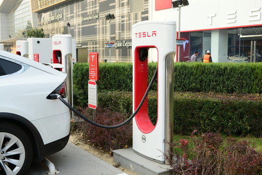 特斯拉充電樁
