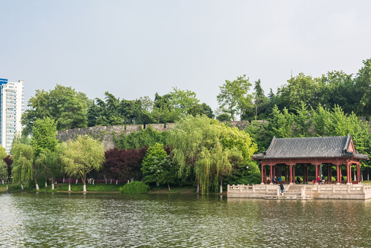 護(hù)城河