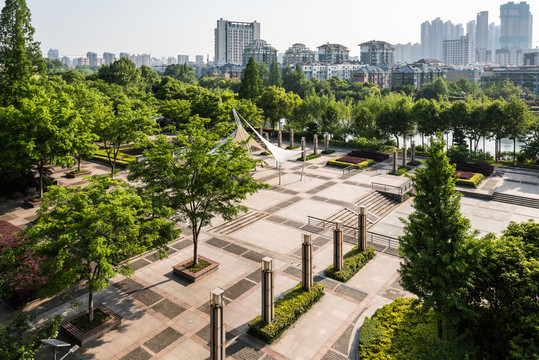 小桃園公園廣場(chǎng)