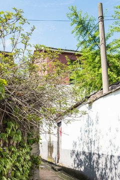 鎖石村村景