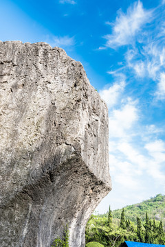 陽山碑材