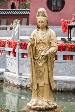 金光禪寺觀音雕像