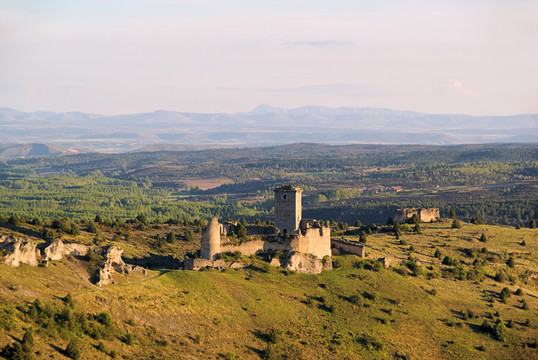 ucero castillo 02