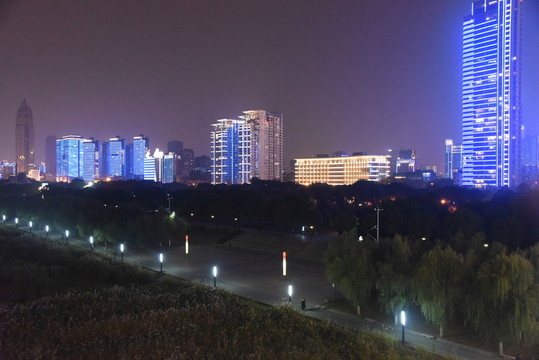 夜晚漢口江灘