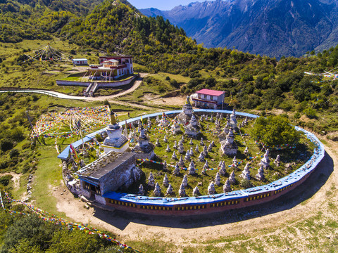 航拍木納山村108塔