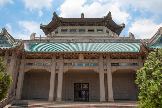 武漢大學(xué)圖書(shū)館