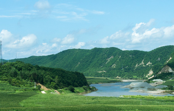 布爾哈通河
