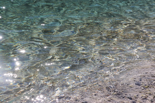 湖水