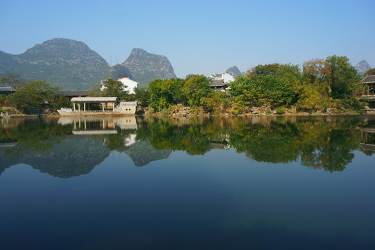 兩江四湖