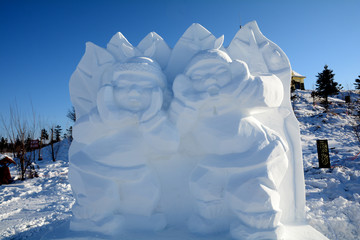 伊薩人冰雪節(jié)