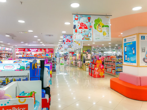 兒童用品專賣店 店面裝飾布置
