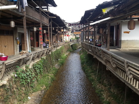 武夷山下梅村當(dāng)溪